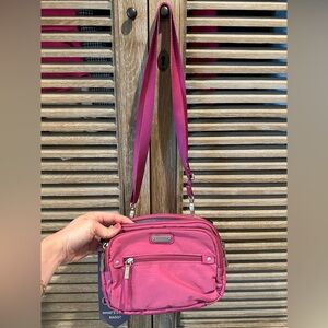 NWTs: Baggallini cross body travel purse